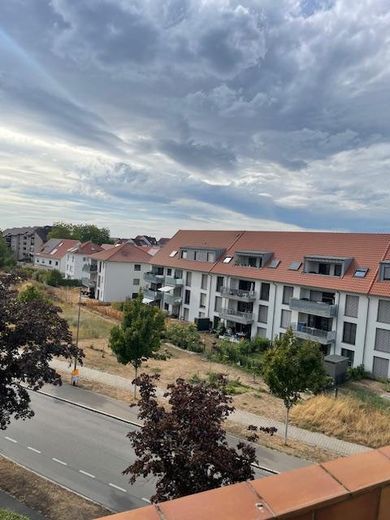 Provisionsfreie lichtdurchflutete 3-Zimmer-Wohnung mit Miele-Küche & Bergblick – sofort verfügbar! – Aussicht vom Balkon