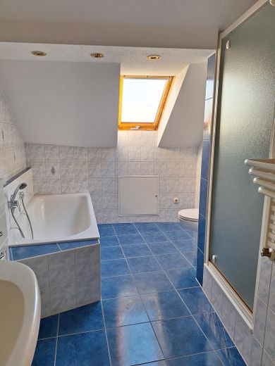 Casa residenziale con capannoni di stoccaggio senza commissioni – Foto 30