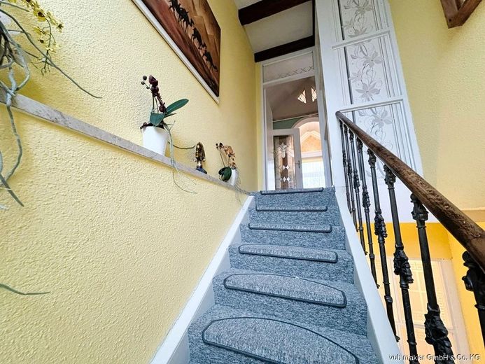 REDUZIERT!! Wohnhaus mit Geschichte: Großzügige Räume, Terrasse und Schwedenofen in Marktschorgast – VUB0002374-15
