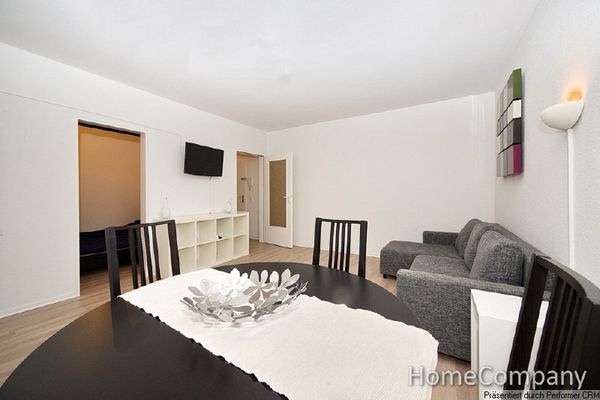 Schöne, geräumige Wohnung mit Internetzugang in zentraler Lage in Düsseldorf-Düsseltal
