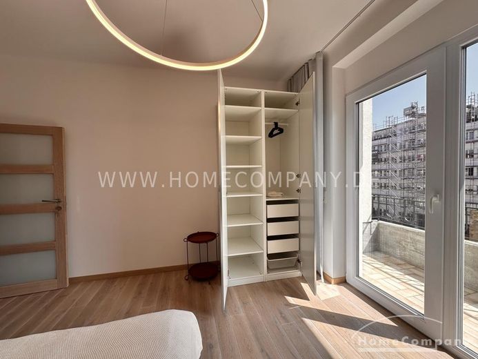 Helles WG-Zimmer mit Balkon in Alt-Saarbrücken – b80df98e435e26ead2f6c2d8abe21e881da5941d.jpg