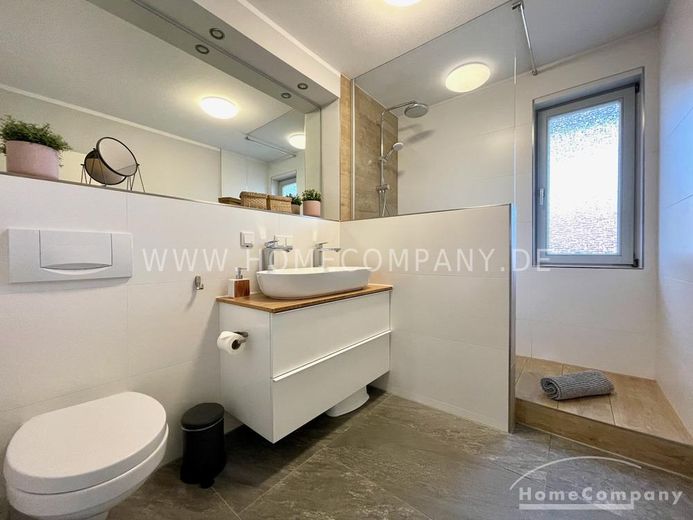 27457 HomeCompany Dresden सुसज्जित/फर्निश्ड 3-कमरों वाला अटारी अपार्टमेंट Dresden-Grosszschachwitz में, अधिकतम 4 व्यक्ति – cb30b8ba07531d1b311a1e2e4fb3ae7f18f97296.jpg