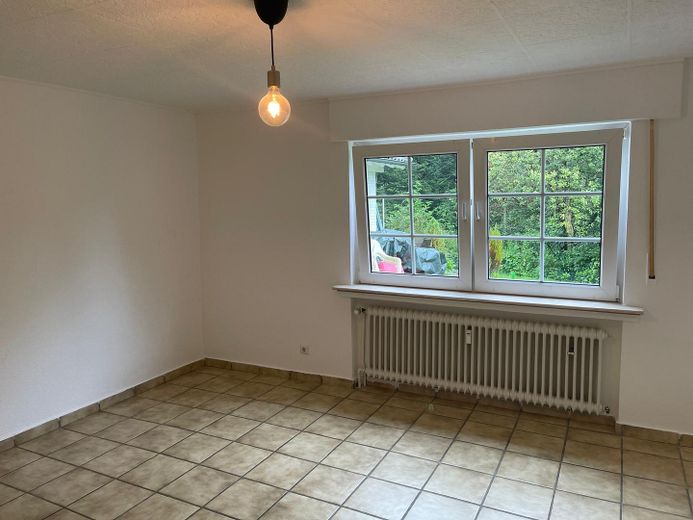 Neunkirchen, Wohnung in ruhiger/zentraler Lage, 3 Zimmer – Wohnzimmer