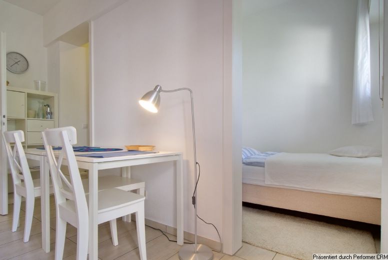 Attractive apartment with balcony, enjoying a quiet location near the headquarters of Metro and Douglas. Optional parking space. – 1cae783da5565685c863c326c081b0659f06ee51.jpg