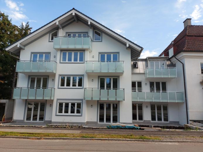 Bad Tölz, Neubau, Exclusive 2,5-Zi.-Wohnung, DG,  Toplage, ruhig, gute Ausstattung – Ansicht