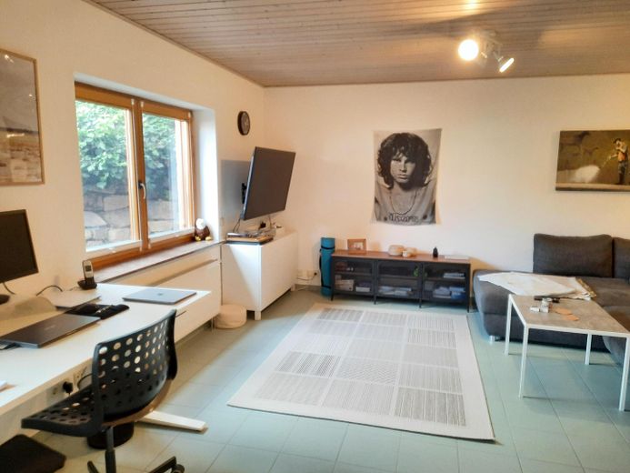 Beispielhaft Schlaf/Wohnzimmer