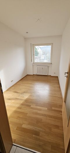 Sonnige 4-Zi mit Balkon + Garage in Ebersteinburg – Foto 16