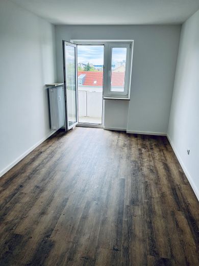 Germering - lichte, ruime 4-kamerwoning – Schlafzimmer 1