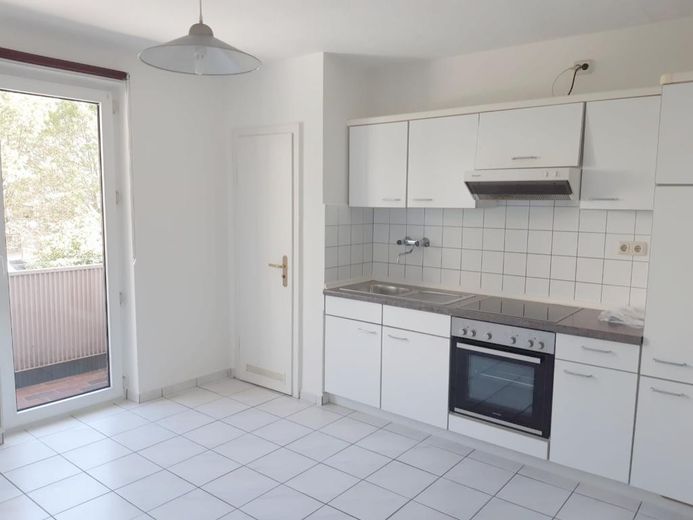 Appena ristrutturata! - Bellissimo e luminoso appartamento di 2 locali con cucina componibile e balcone a Mainz - Kastel – Foto 5