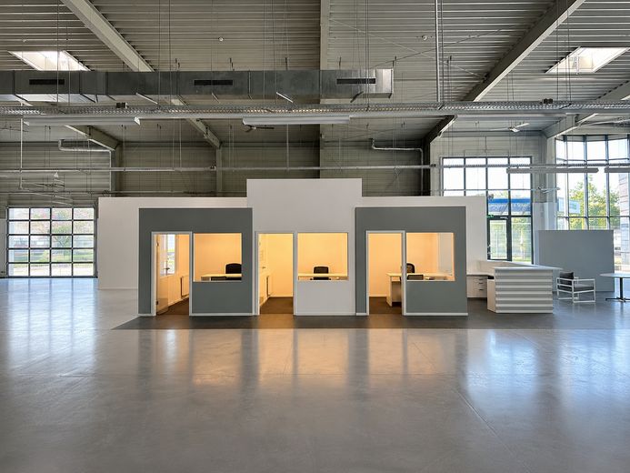 Büros Halle 1