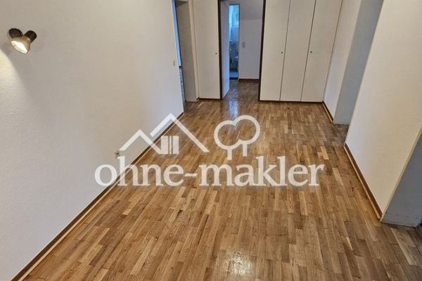 Großzügige ca. 100 m² Wohnung mit Parkett, Tageslichtbad und hellen Räumen