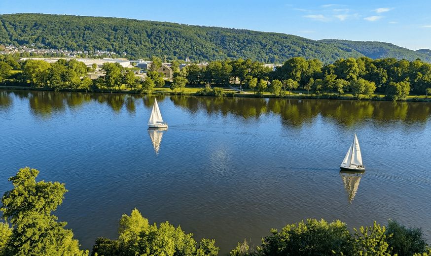 4,5% de rendement ou à usage personnel avec vue de rêve – Foto 1