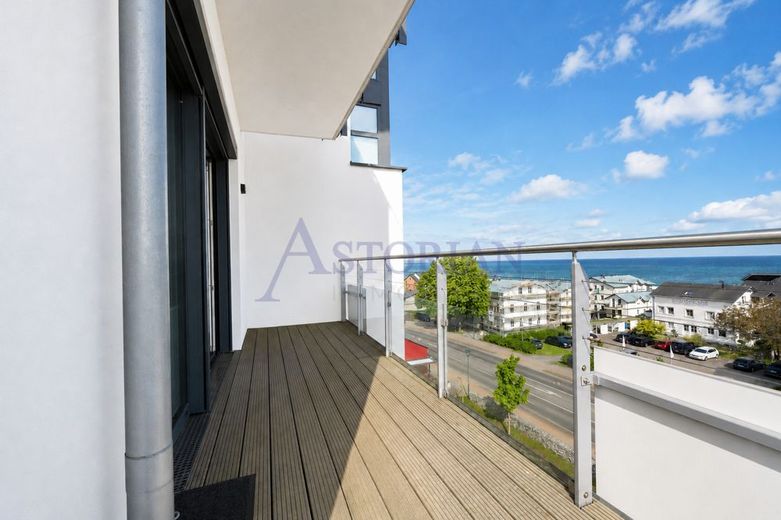 Exklusives Penthouse mit Ostsee- und Boddenblick - für Selbstnutzung 
oder Kapitalanlage – Schlafzimmerterrasse