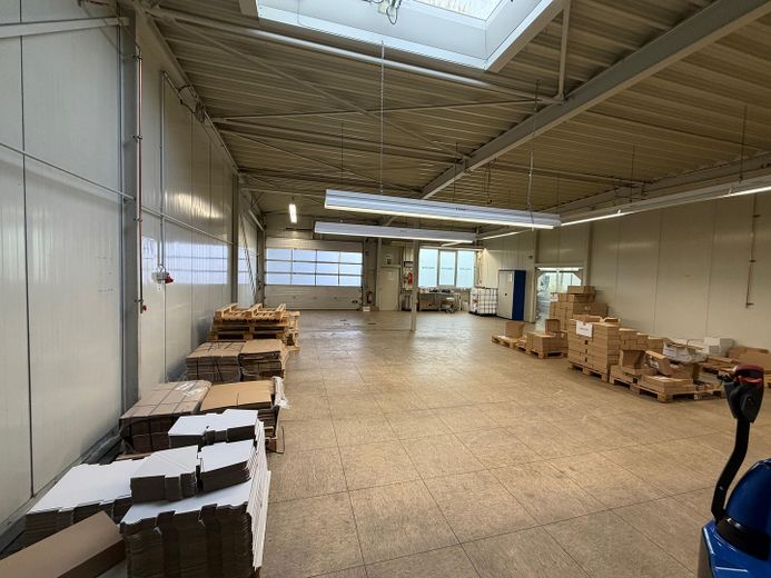 Provisionsfrei: 337 m² Lager-/Produktion mit 109 m2 Büro direkt an der A1, auch Lebensmittel – Foto 15