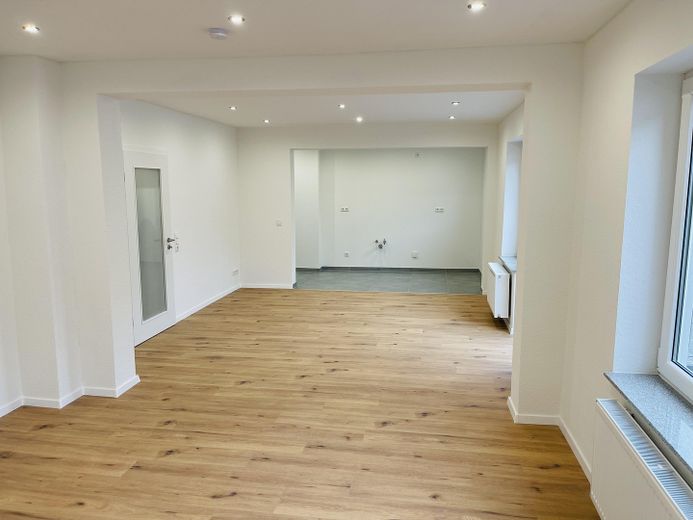 Offener Wohn-/Essbereich