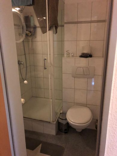 Ansprechende 3 Zimmer Wohnung mit sonniger Terrasse in Wettbergen – Foto 2