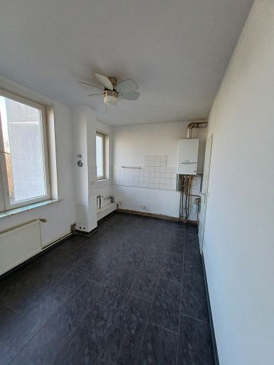 Provisionsfrei: Eigentumswohnung 2-Zimmer 5. Etage mit Balkon und Blick auf den Rathausturm Spandau – Wohnküche