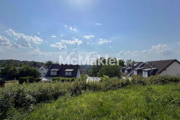 Twee aantrekkelijke bouwpercelen in Rösrath-Rambrücken, met meerdere percelen