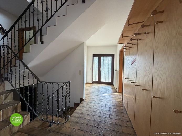 Helles, sympathisches Haus in Dieburger Bestlage – Treppenhaus