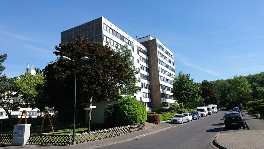 3 Zimmerwohnung mit Einbauküche in Kerpen-Brüggen zu vermieten – Hausansicht