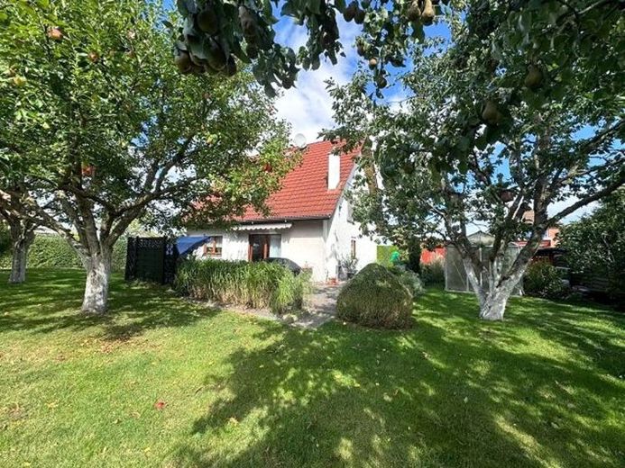 Spazio a volontà +++ Casa unifamiliare vicino al capoluogo Schwerin – Foto 1