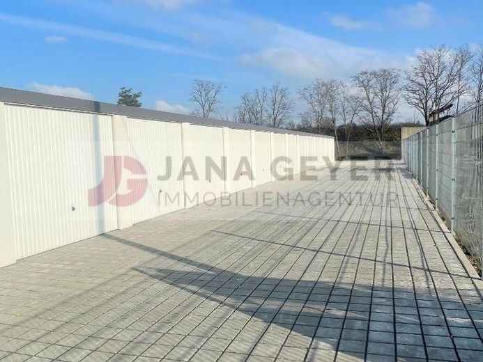 EILENBURG-OST * GARAGE SINGOLA su cortile autorimesse chiuso * videosorvegliato – Foto 1