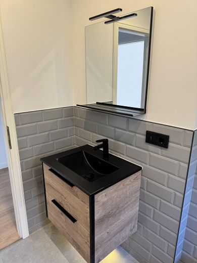 Primera ocupación tras una reforma integral – moderno piso de 3 habitaciones con balcón en Marienwerder Wald! – Waschtisch