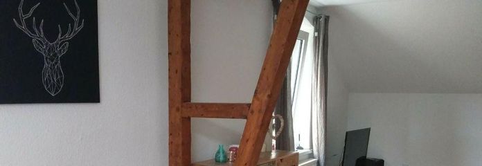 Dahlhausen: Zadbane mieszkanie 2,5-pokojowe w domu 3-rodzinnym – Wohn- und Esszimmer