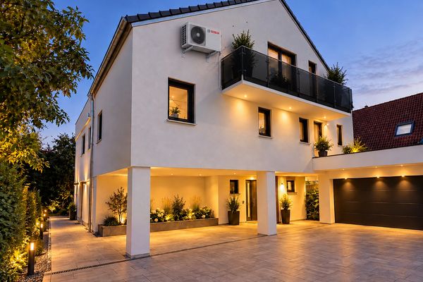 Moderne DHH in Hepberg zur Miete – ca. 160 m² | Dachterrasse | Garten | Klimaanlage | Wallbox
