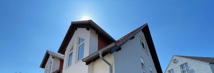Hausansicht inkl. Doppelgarage