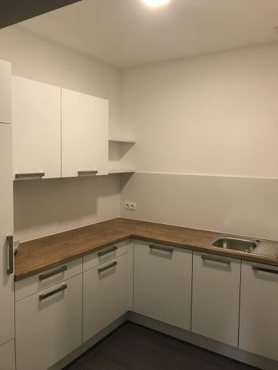 3 Einzelbüros (30m²,30m²,40m²) in Bürocenter, Toplage - direkt vom Eigentümer – Teeküche 