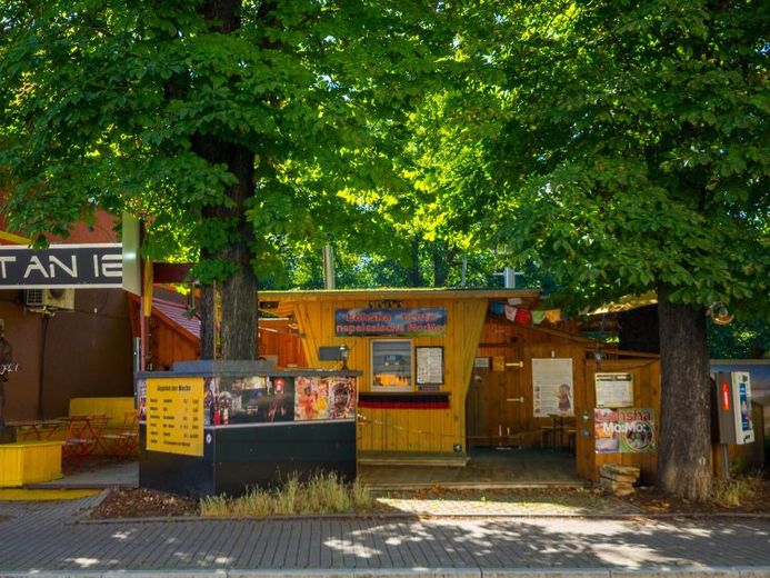 Etablierte Bar mit Biergarten im zentrumsnaher Lage von Jena – फोटो 1