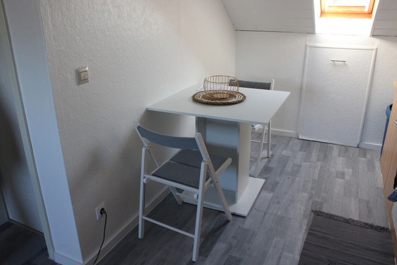 Zentrales schickes möbliertes Apartment – Foto 12