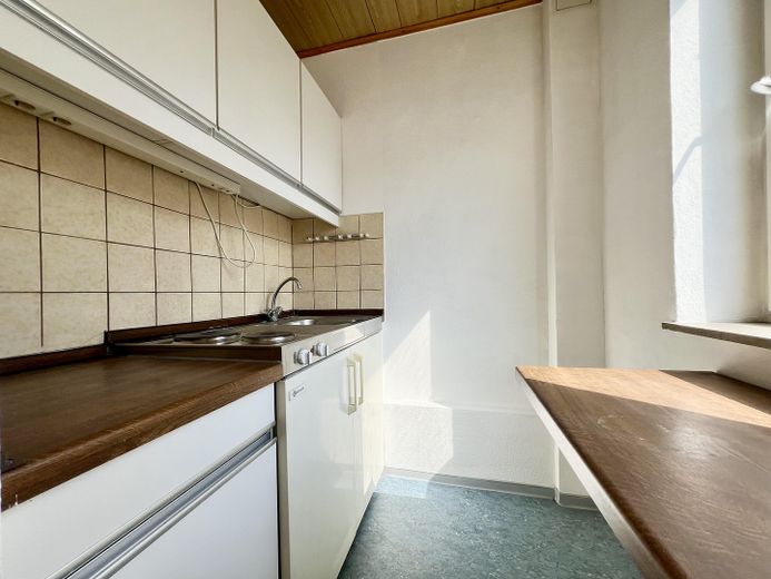 IHR GELD KANN AUCH IN WÜRZBURG WOHNEN. Apartment in der bevorzugten Sanderau. – Foto 3