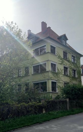 Nordwestansicht mit Loggien