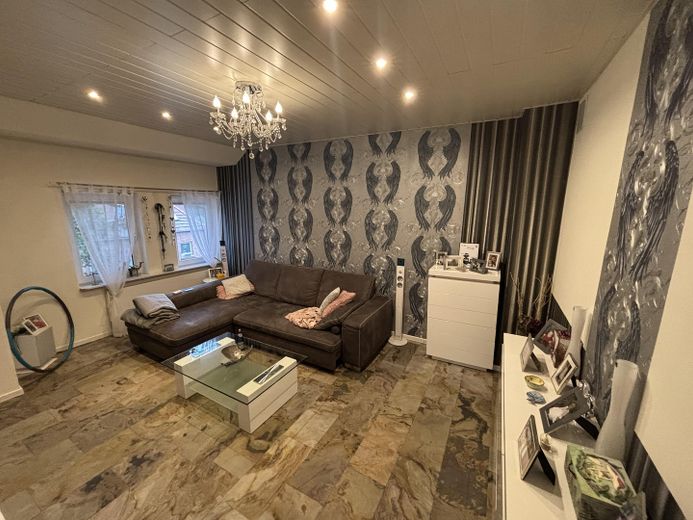 VOM EIGENTÜMER! Charmantes Zweifamilienhaus in Wehofen mit großem Garten, Pool & Whirlpool – Foto 10