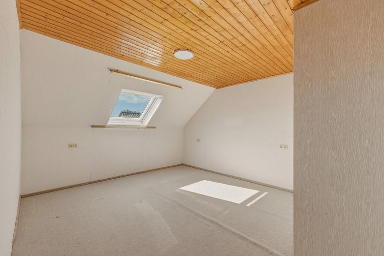 Familienhaus mit großem Garten und individuellem Gestaltungspotenzial – Schlafzimmer