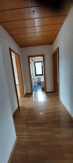 Helle, gepflegte Wohnung – Foto 2