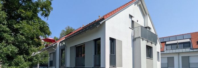 Stilvolle Maisonettewohnung mit Garten und Südwest-Terrasse – Wohnen wie im eigenen Haus – Ansicht Garten