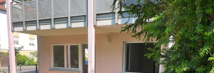 Garten, Wohnzimmer und Küche