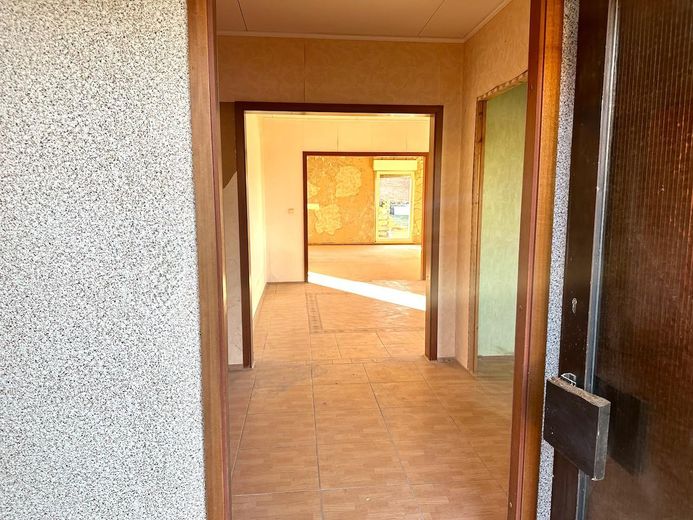 Winkelbungalow - großes Grundstück - Zentral in Giesen – Eingang