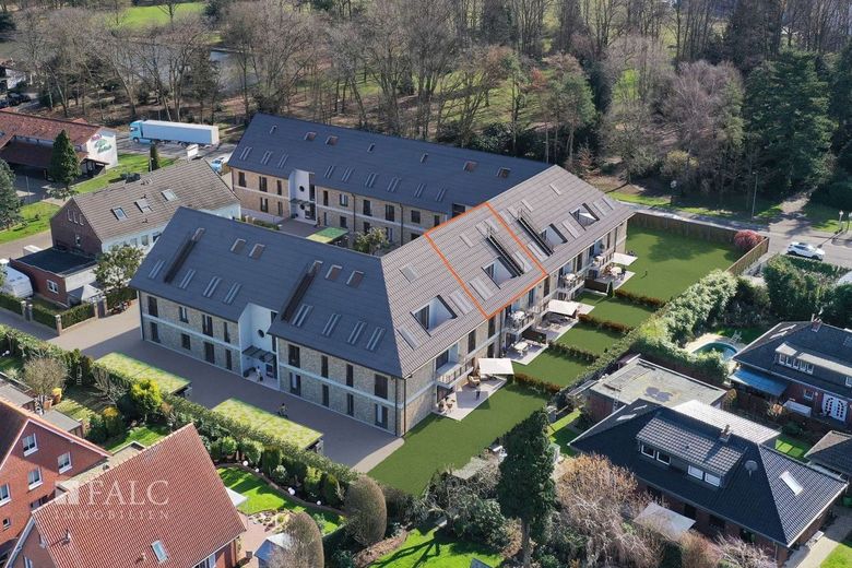 Rückzugsort über den Dächern - moderne Dachgeschosswohnung mit Galerie – Luftbild