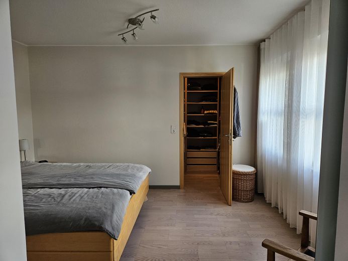 Schlafzimmer/ begehb. Schrank