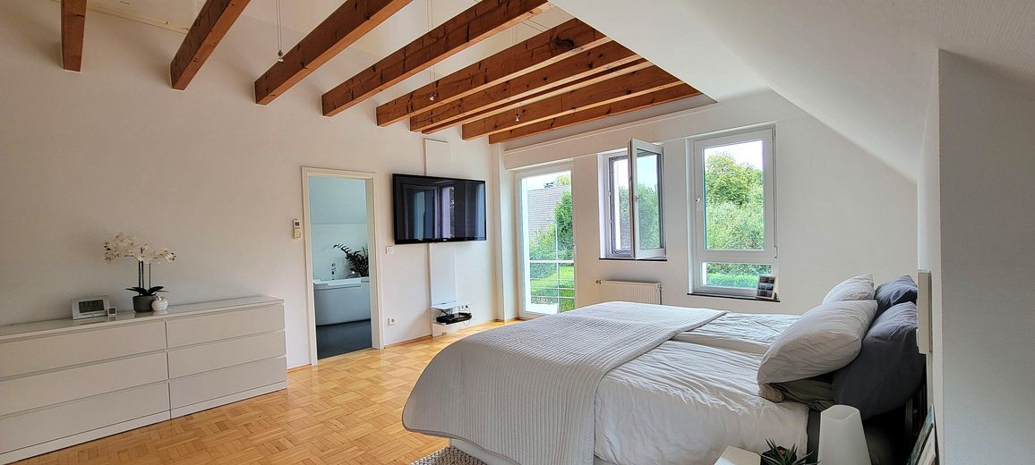 OG Eltern SZ mit EnSuite Bad