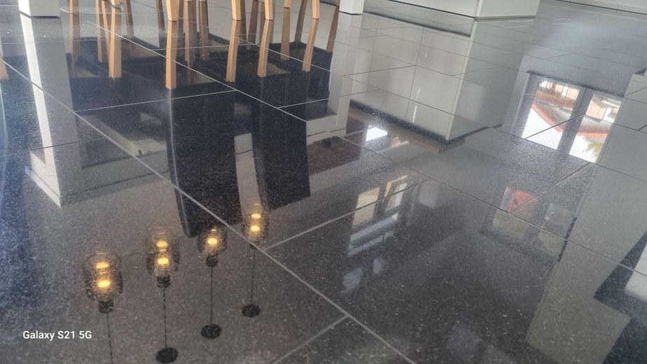 SENZA PROVVIGIONE!!!! Casa unifamiliare esclusiva in una posizione splendida!!!!! – Galaxy Star Granit