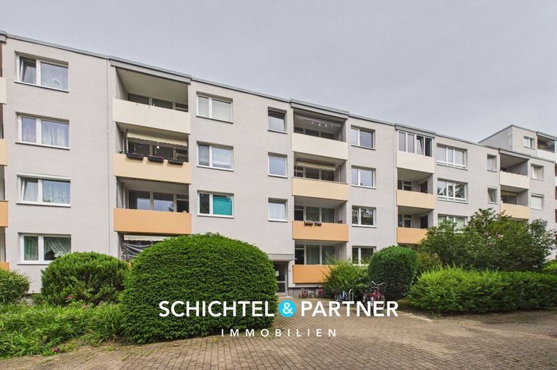 Mahndorf | Helle 4-Zimmer-Wohnung mit zwei Loggien und grünem Ausblick – S&amp;P | Titelbild