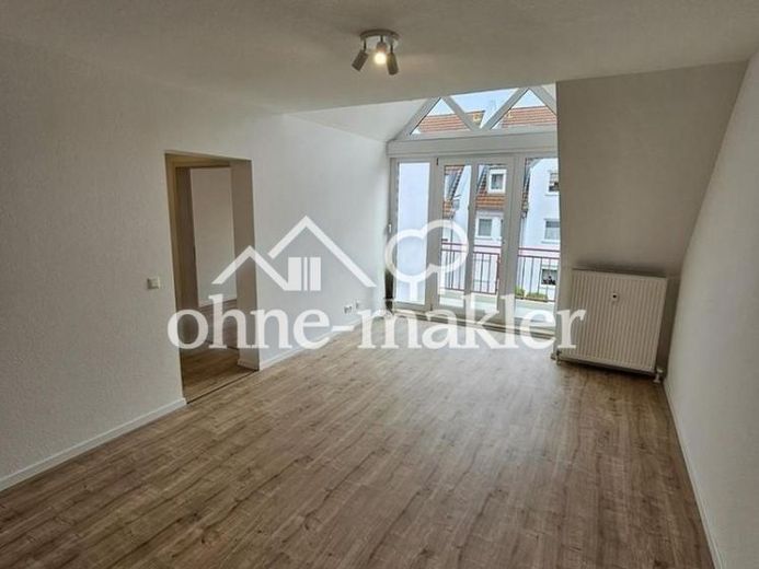 Schöne 2-Zimmer Wohnung in begehrter Lage von Fürth-Burgfarrnbach – फोटो 1