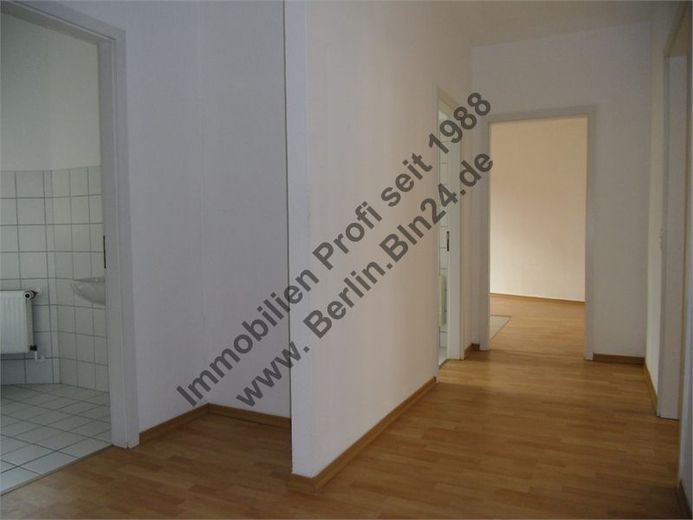 Saniert - Mietwohnung - 2 Personenhaushalt – Flur 2