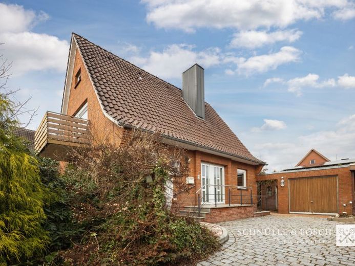 Großes Einfamilienhaus in Dollern *Provisionsfrei für Käufer* – Foto 1