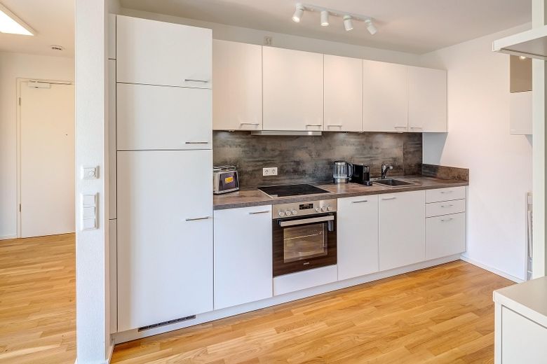 Hoogwaardige, gemeubileerde tuinwoning – Kochen 